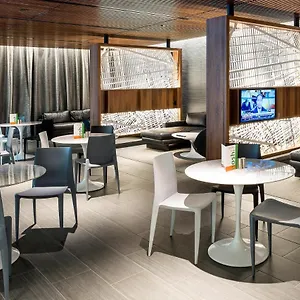 Courtyard By Marriott Long Island City/new York Manhattan View מלון