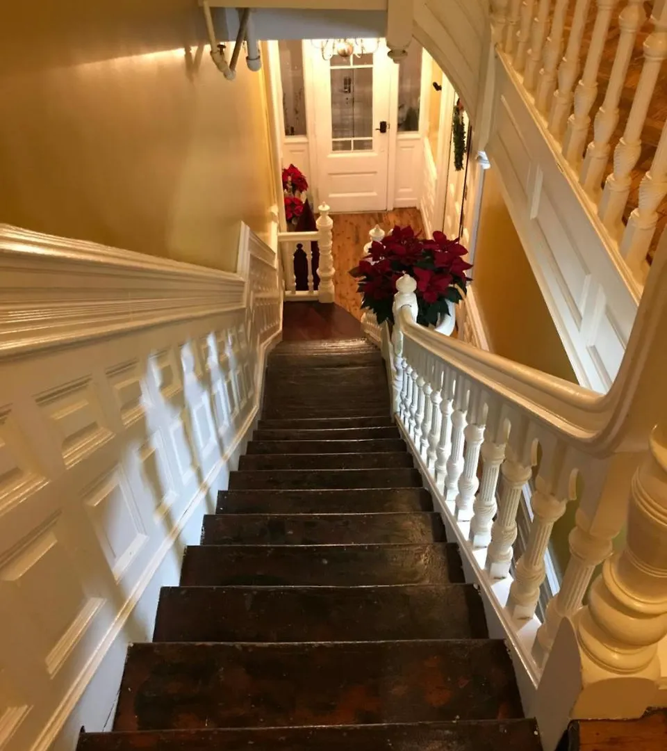 The Melva Inn New York Guest house